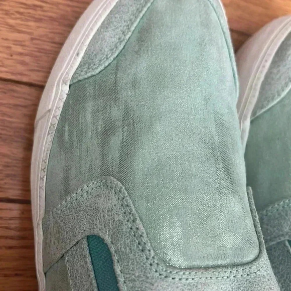 [38/8-8.5]Colmar Original Green Slip In Platform  Sneakers - Picture 2 of 9